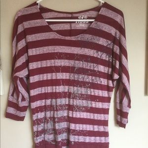 MUDD brand 3/4 sleeve detailed top